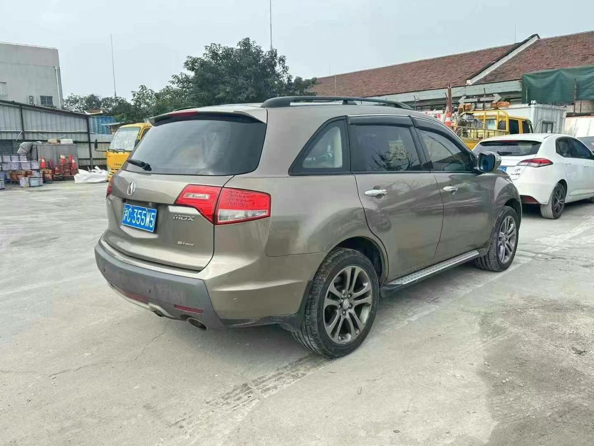 謳歌 MDX  2010款 3.7 標(biāo)準(zhǔn)豪華運(yùn)動(dòng)版圖片