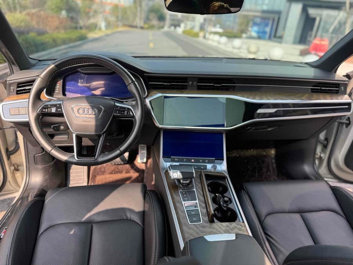 奧迪 奧迪A6L  2019款 45 TFSI 臻選動感型圖片