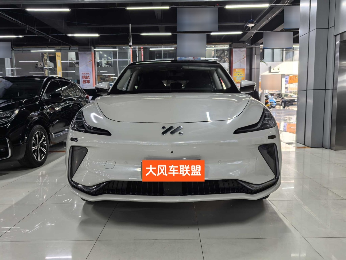 智己 智己LS7  2023款 77kWh Urban Fit后驅(qū)版圖片