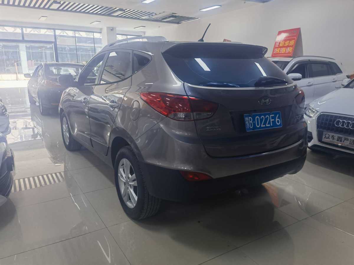 現(xiàn)代 ix35  2012款 2.0 GLS 兩驅(qū)精英型圖片