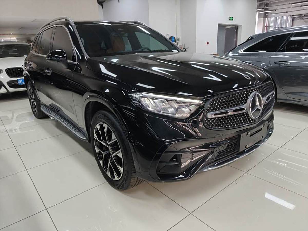 奔馳 奔馳GLC  2023款 改款 GLC 260 L 4MATIC 豪華型 5座圖片