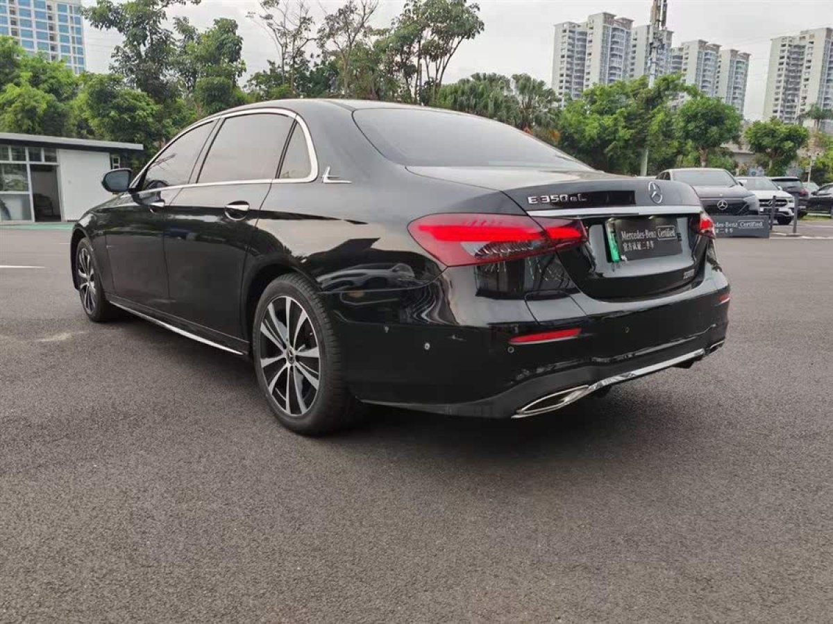 奔馳 奔馳E級新能源  2022款 改款 E 350 e L 插電式混合動力運動轎車圖片