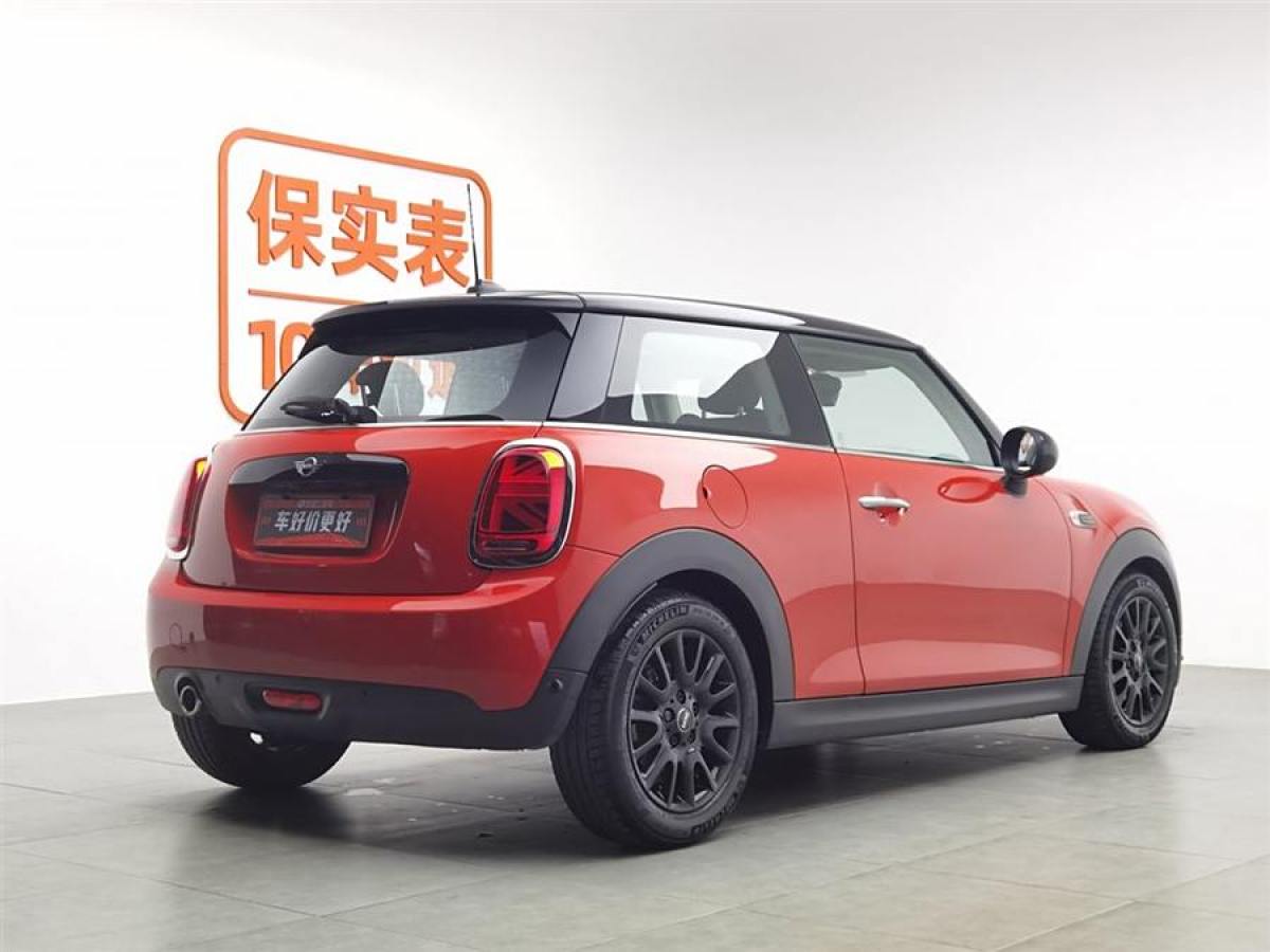 MINI COUNTRYMAN  2018款 1.5T COOPER 經(jīng)典派圖片