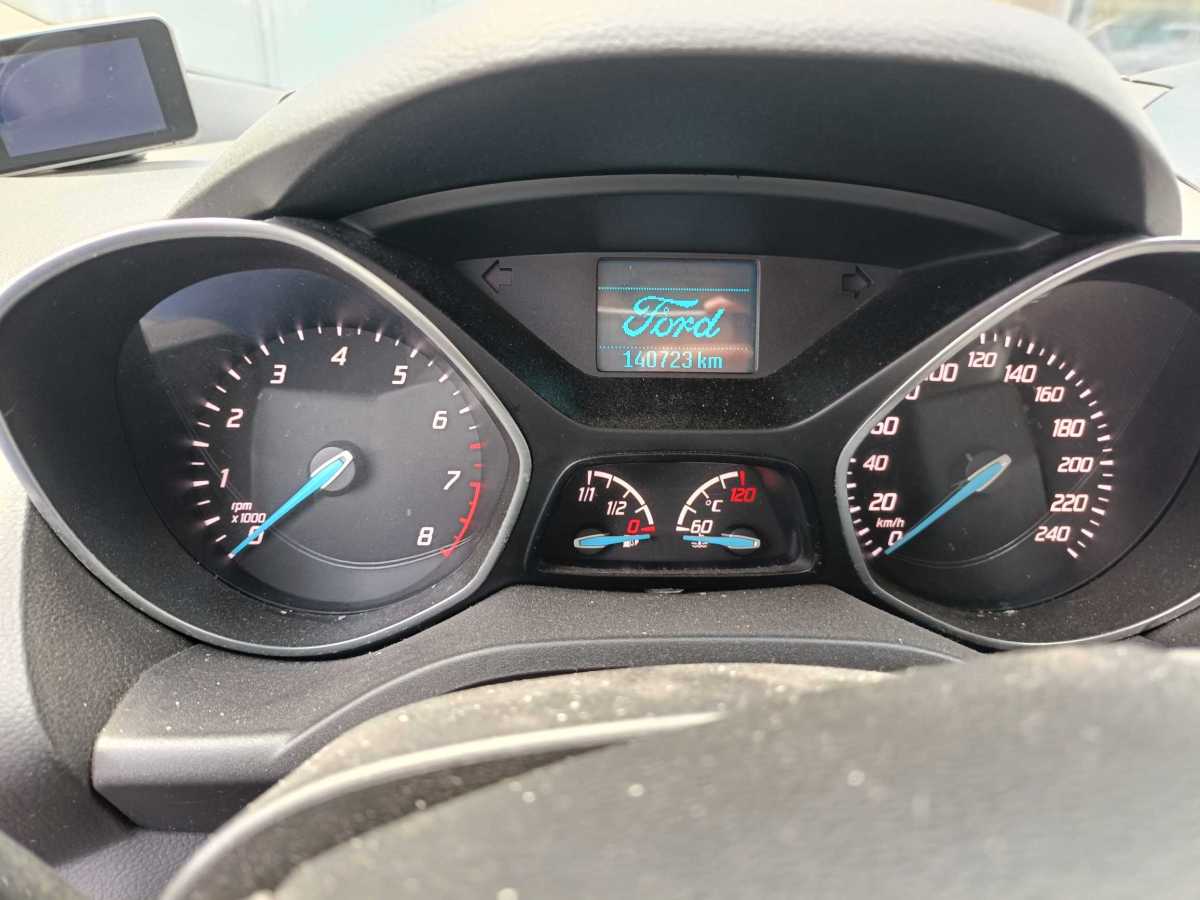 2013年7月福特 翼虎  2013款 1.6L GTDi 兩驅(qū)舒適型