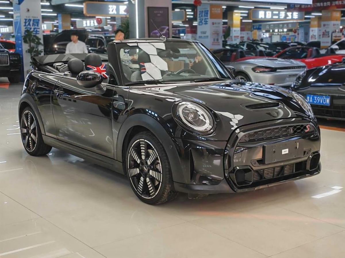 MINI MINI  2023款 2.0T COOPER S CABRIO 藝術(shù)家圖片