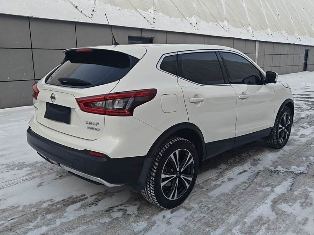 日產(chǎn) 逍客  2019款  2.0L CVT豪華版圖片