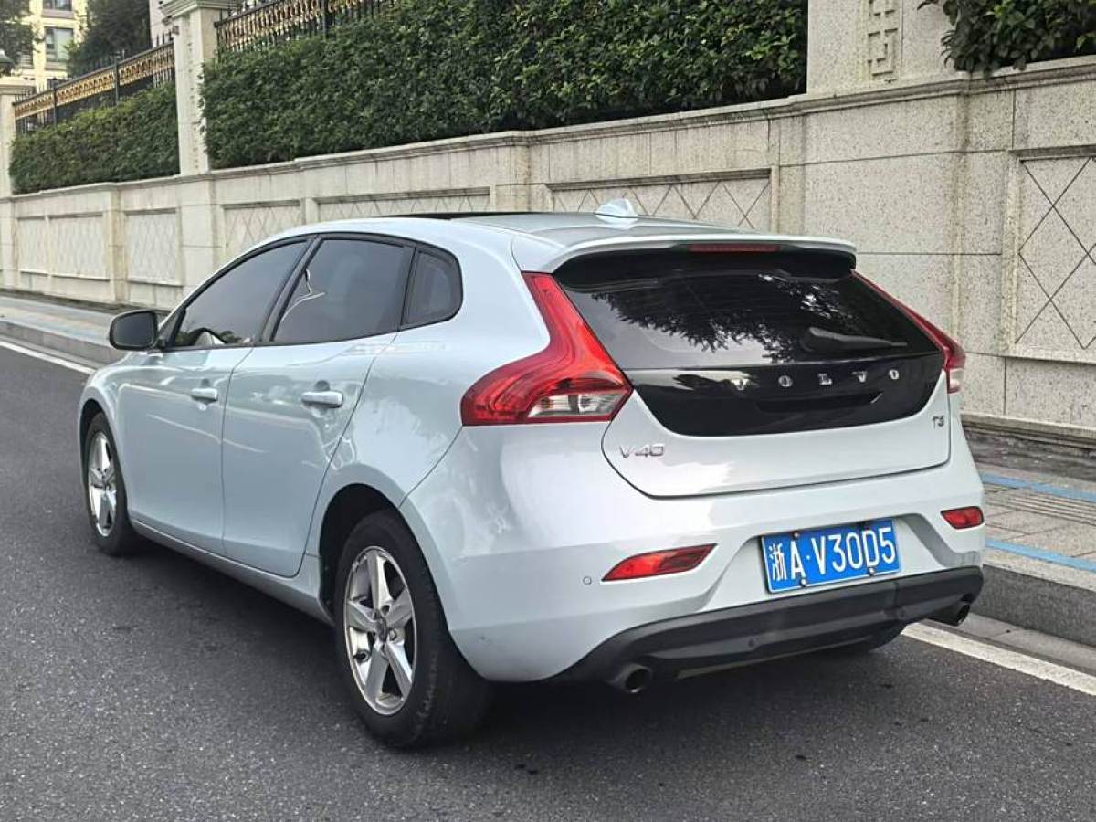 沃爾沃 V40  2016款 T3 智逸版圖片