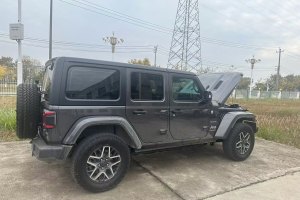 牧马人 Jeep 2.0T 撒哈拉四门版