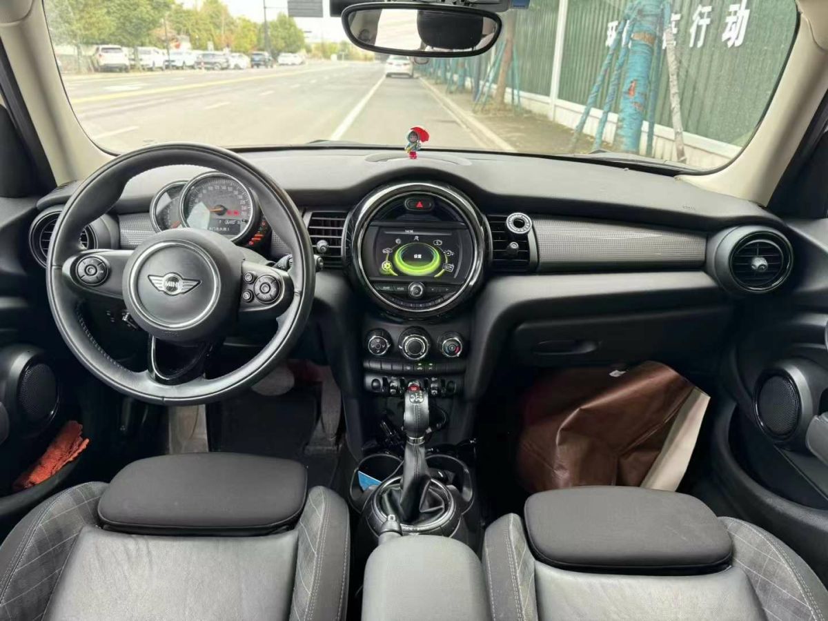 MINI MINI  2017款 2.0T COOPER S 賽車控圖片