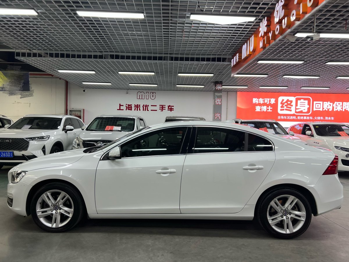 沃尔沃 S60  2016款 S60L 2.0T T5 智驭版图片