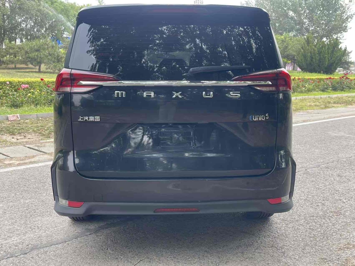 上汽大通 EUNIQ 5  2020款 改款 大電量舒適版 七座圖片