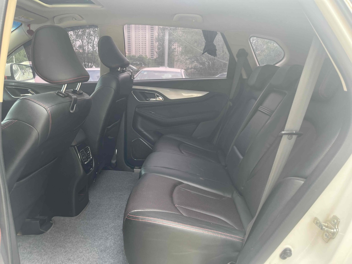 寶駿 560  2016款 1.8L iAMT豪華型圖片