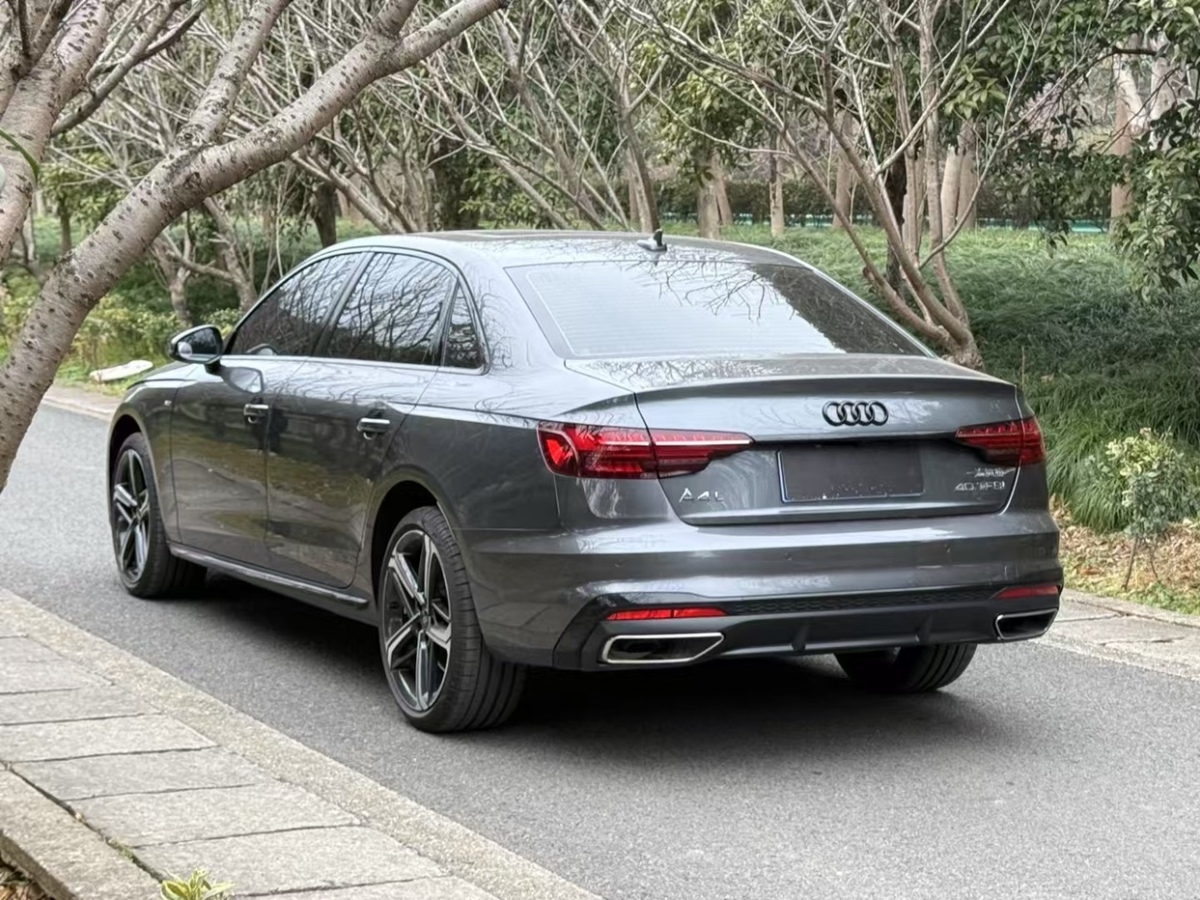 奧迪 奧迪A4L  2024款 40 TFSI 豪華動感型圖片