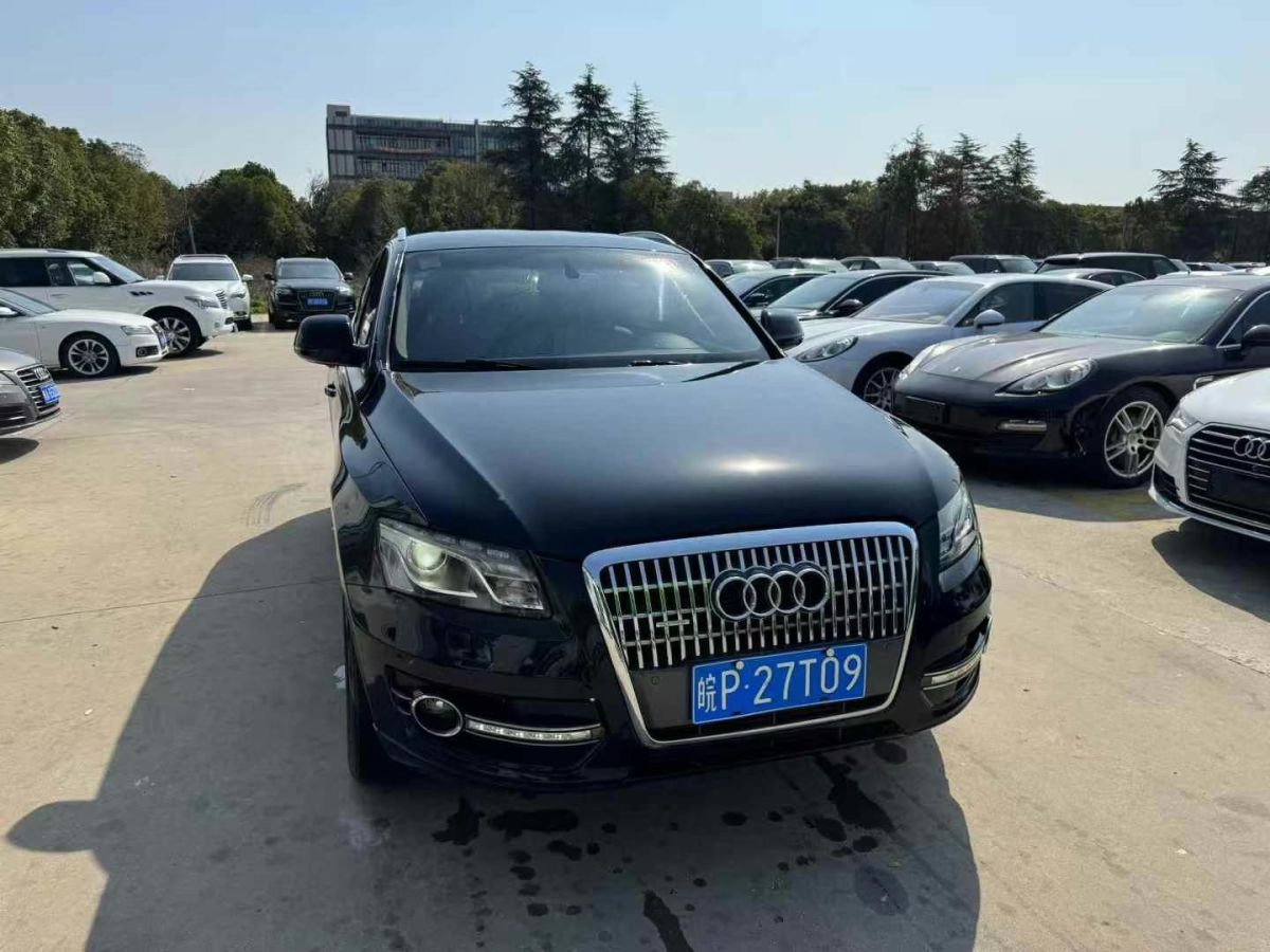 2010年9月奧迪 奧迪Q5  2010款 Q5 2.0TSI 首發(fā)限量版運動版