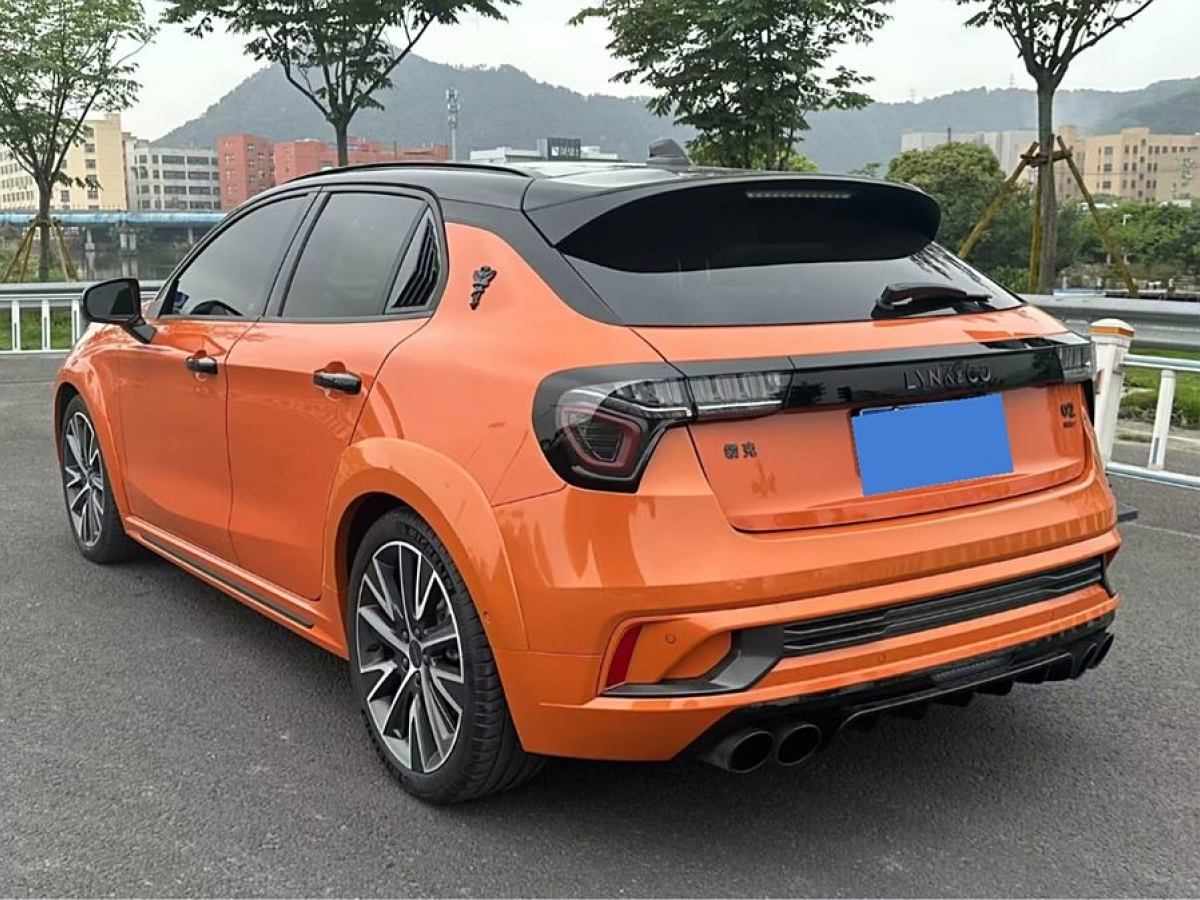 領(lǐng)克 領(lǐng)克02 Hatchback  2022款 2.0TD 夏季限定版圖片