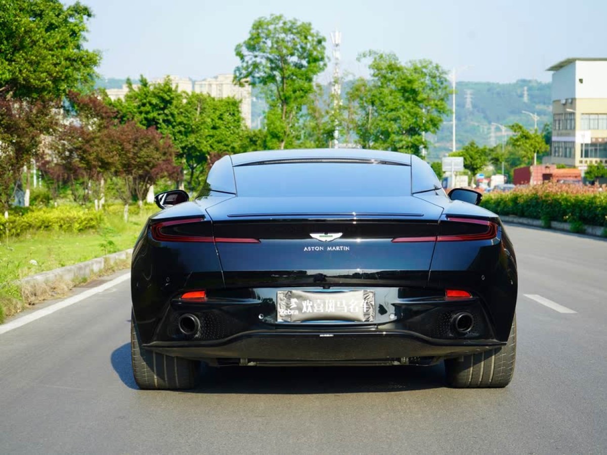 阿斯頓·馬丁 阿斯頓?馬丁DB11  2019款 4.0T V8 Coupe圖片