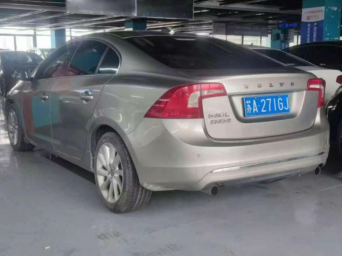 沃爾沃 S60  2015款 L 2.0T 智行版圖片