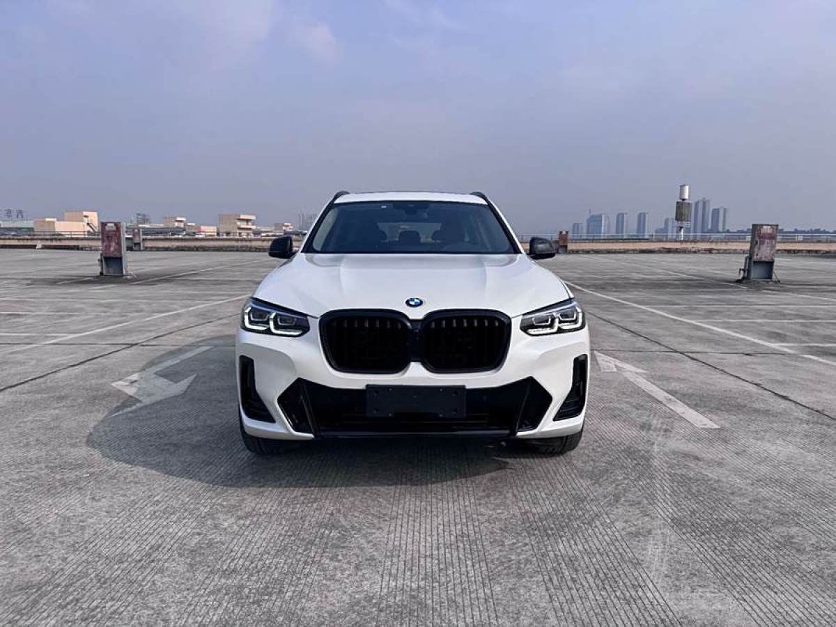 寶馬 寶馬X3  2022款 xDrive30i 領(lǐng)先型 M曜夜套裝圖片