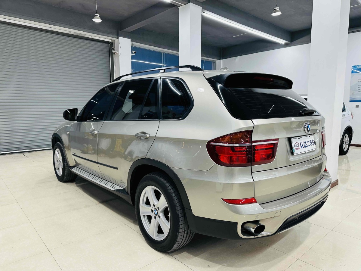 寶馬 寶馬X5  2011款 xDrive35i 領(lǐng)先型圖片