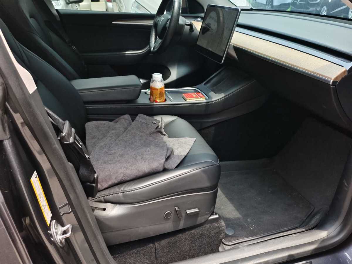 特斯拉 Model Y  2021款 長(zhǎng)續(xù)航全輪驅(qū)動(dòng)版 3D7圖片