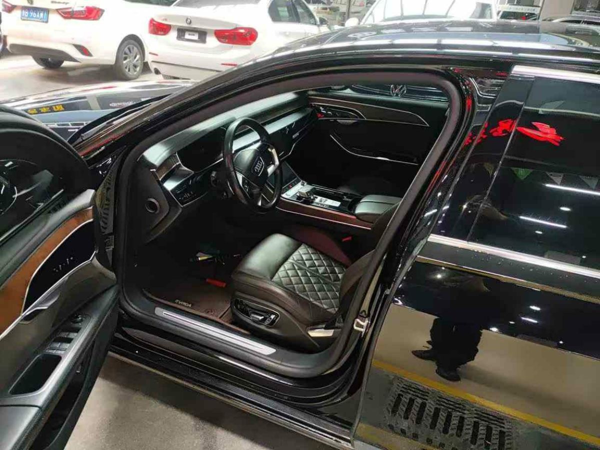 奧迪 奧迪S8  2020款 S8L 4.0TFSI quattro圖片