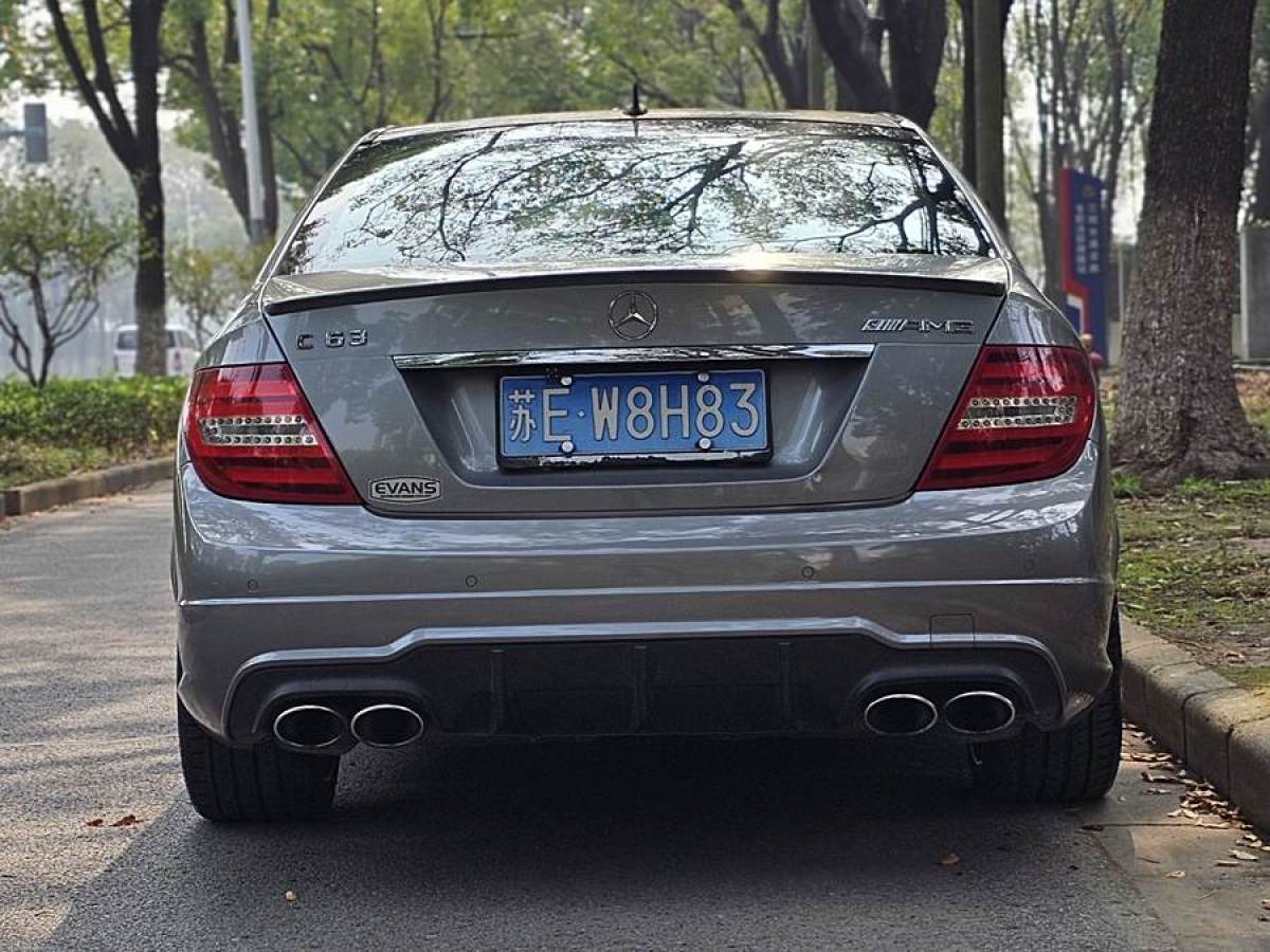 奔馳 奔馳C級(jí)AMG  2012款 AMG C 63 動(dòng)感型圖片