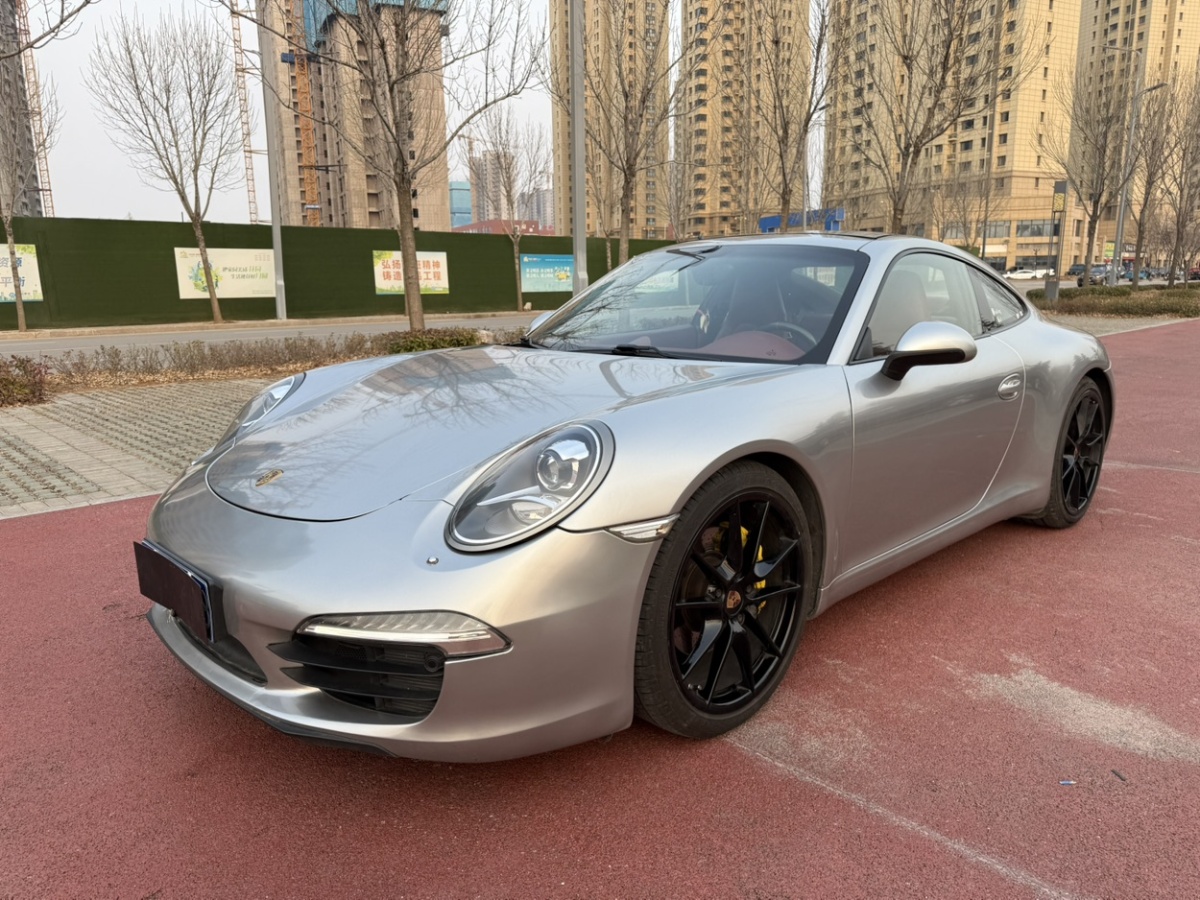 2014年12月保時(shí)捷 911  2015款 Carrera 4 3.4L Style Edition