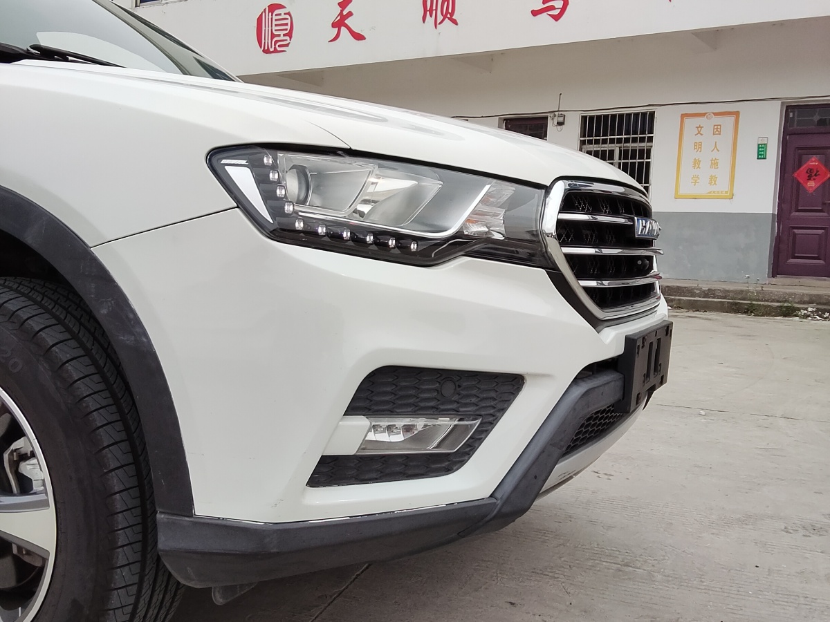 哈弗 H6 Coupe  2016款 藍(lán)標(biāo) 1.5T 自動(dòng)兩驅(qū)都市型圖片