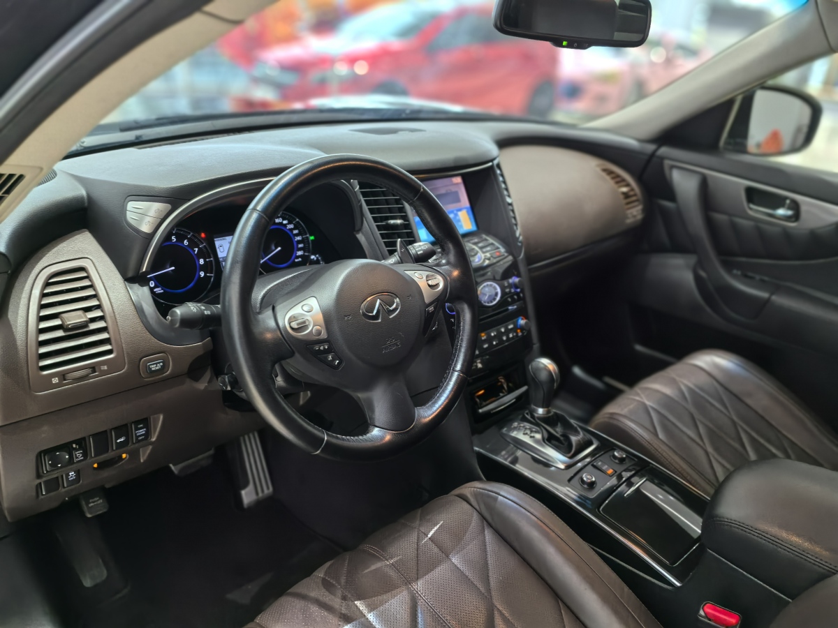 英菲尼迪 QX70  2013款 3.7L 標準版圖片