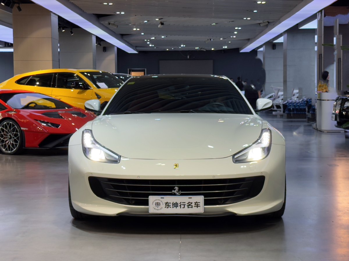 法拉利 GTC4Lusso  2017款 3.9T V8圖片