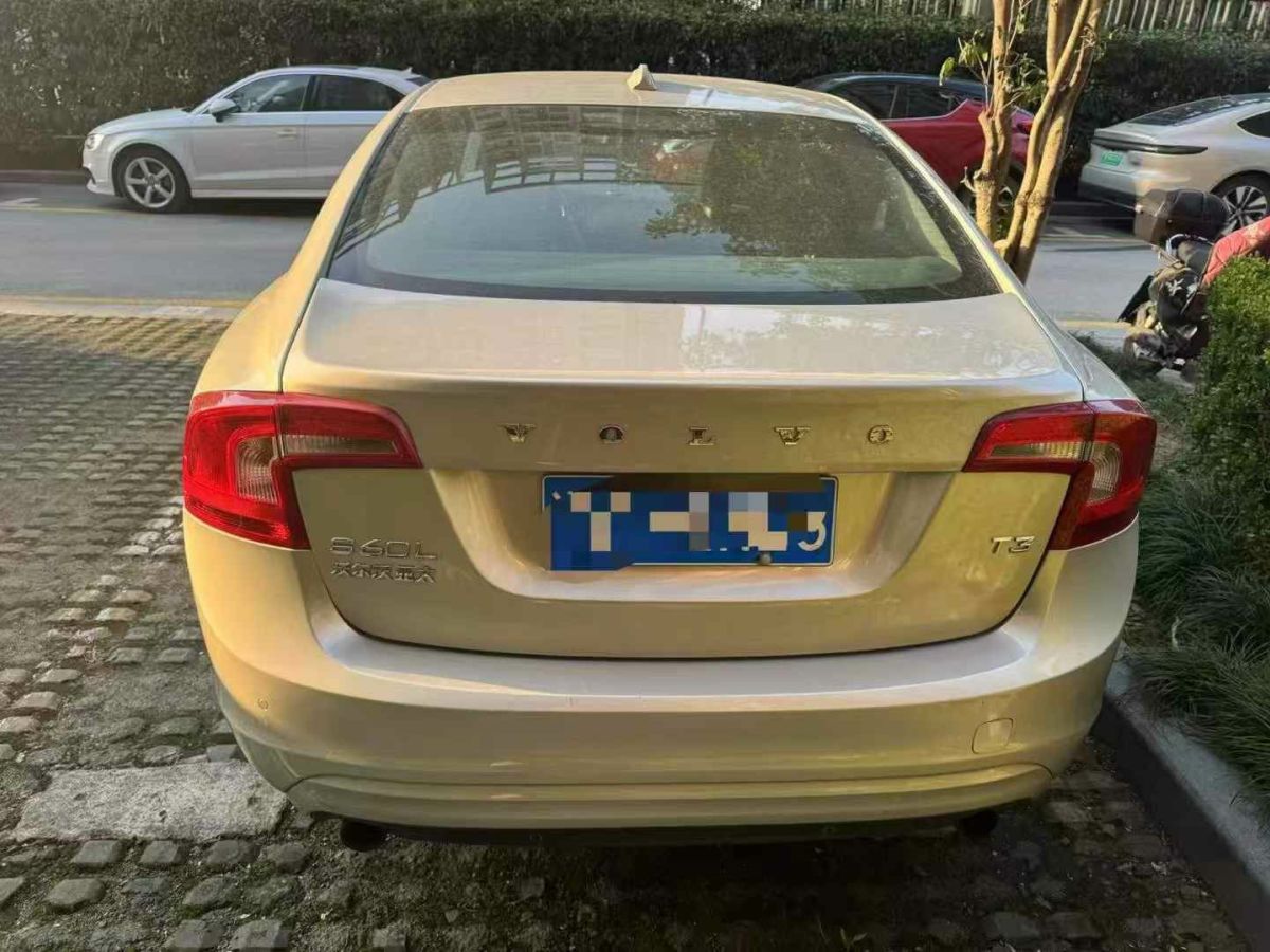 沃爾沃 S60  2016款 L 2.0T T4 智遠(yuǎn)版圖片