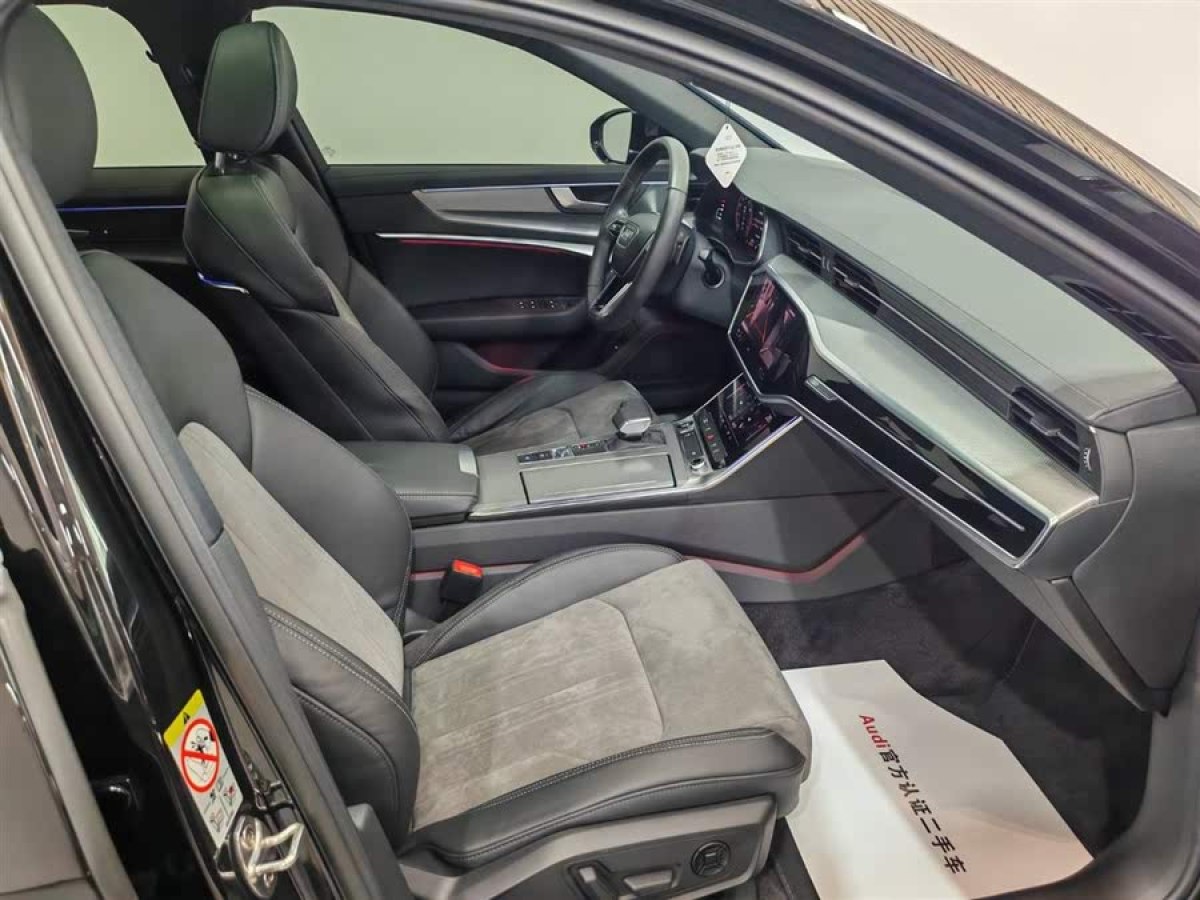 奧迪 奧迪A6L  2022款 45 TFSI 臻選動(dòng)感型圖片