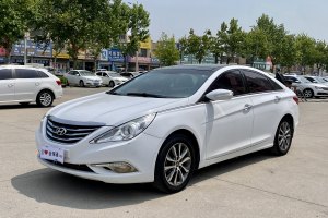 索納塔 現(xiàn)代 2.0L 自動豪華版