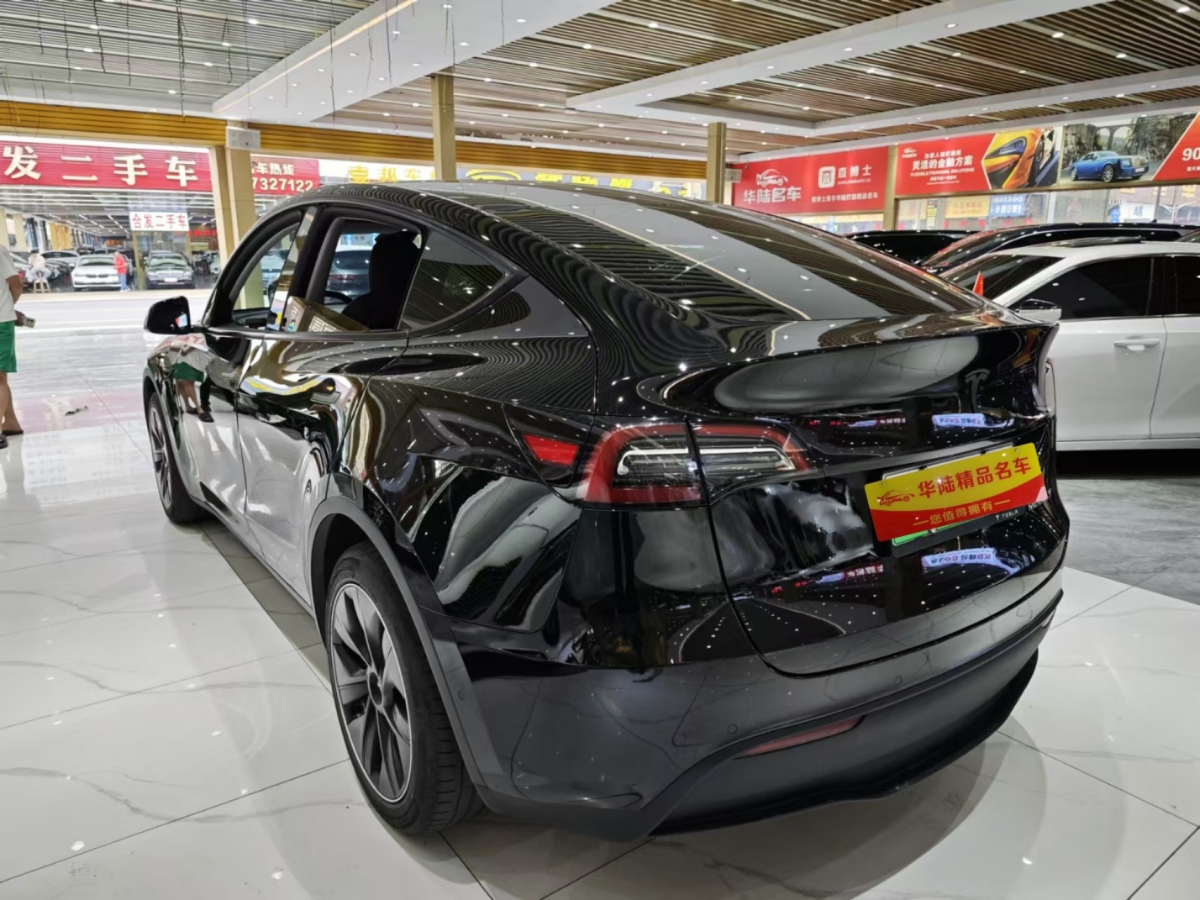 特斯拉 Model 3  2023款 長(zhǎng)續(xù)航煥新版 雙電機(jī)全輪驅(qū)動(dòng)圖片