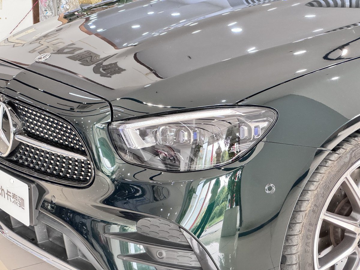 奔馳 奔馳E級(jí)  2023款 改款 E 300 轎跑車(chē)圖片