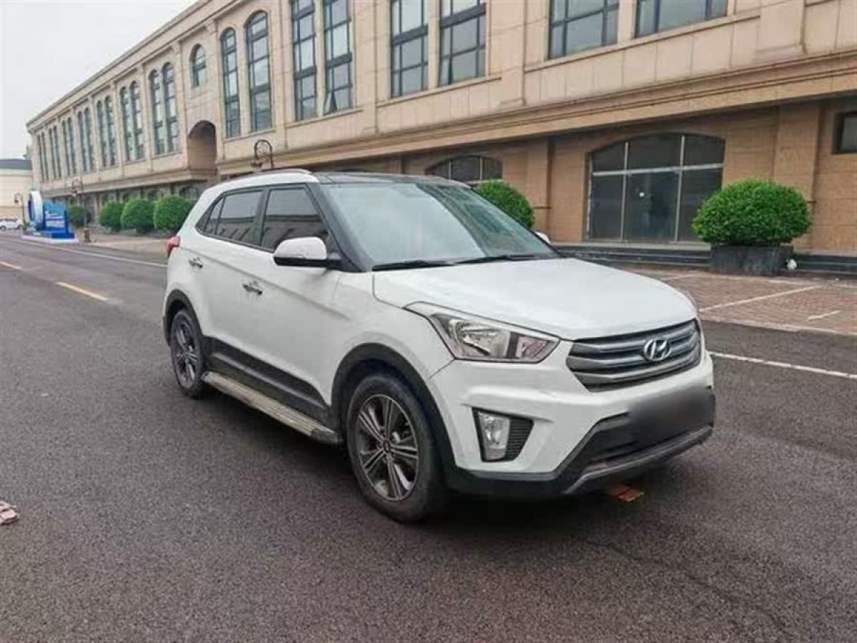 現(xiàn)代 ix25  2015款 1.6L 自動(dòng)兩驅(qū)智能型GLS圖片