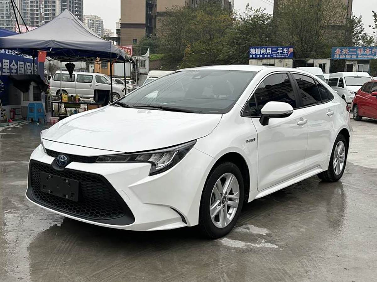 豐田 雷凌  2022款 雙擎 1.8H E-CVT領(lǐng)先版圖片