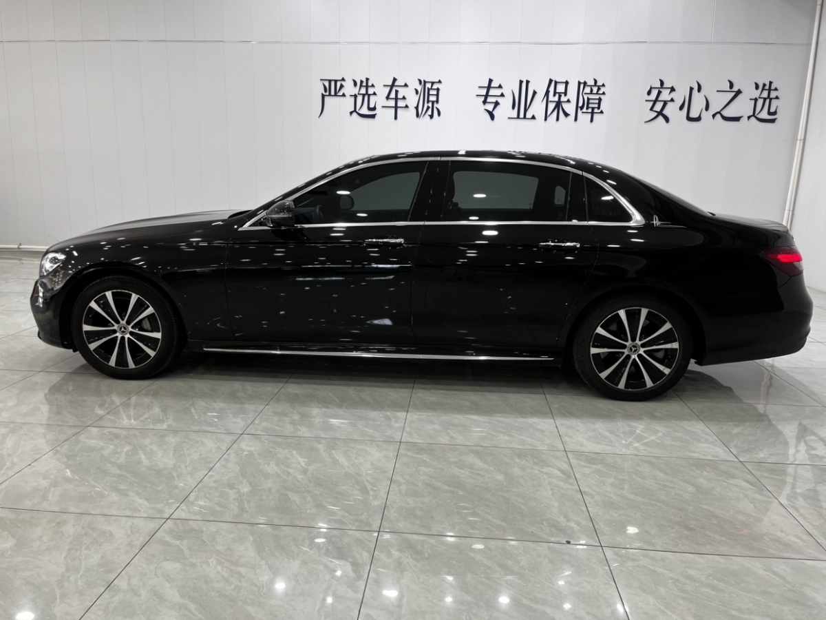 奔馳 奔馳E級(jí)新能源  2021款 E 350 e L 插電式混合動(dòng)力轎車(chē)圖片