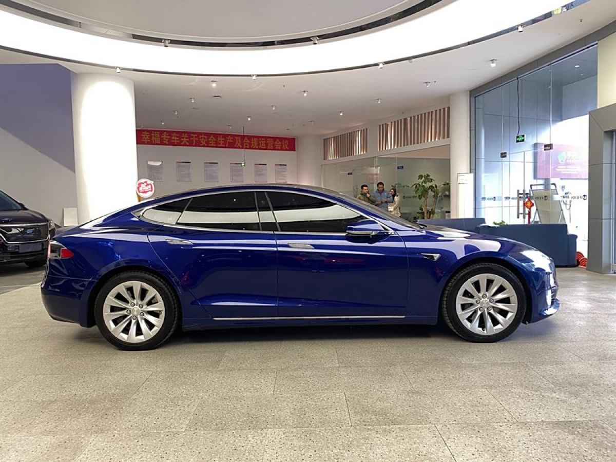 特斯拉 Model S  2019款 長(zhǎng)續(xù)航版圖片