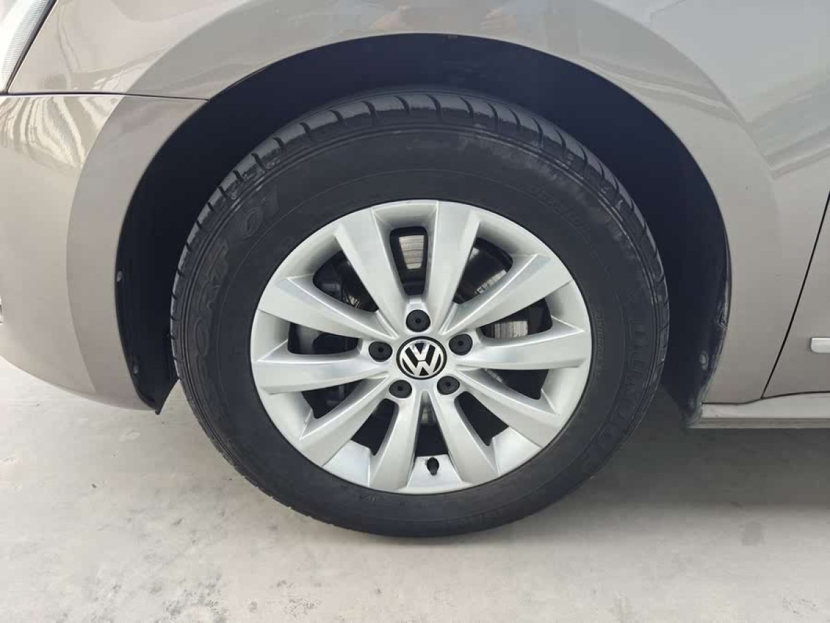 大眾 帕薩特  2014款 1.8TSI DSG尊榮版圖片