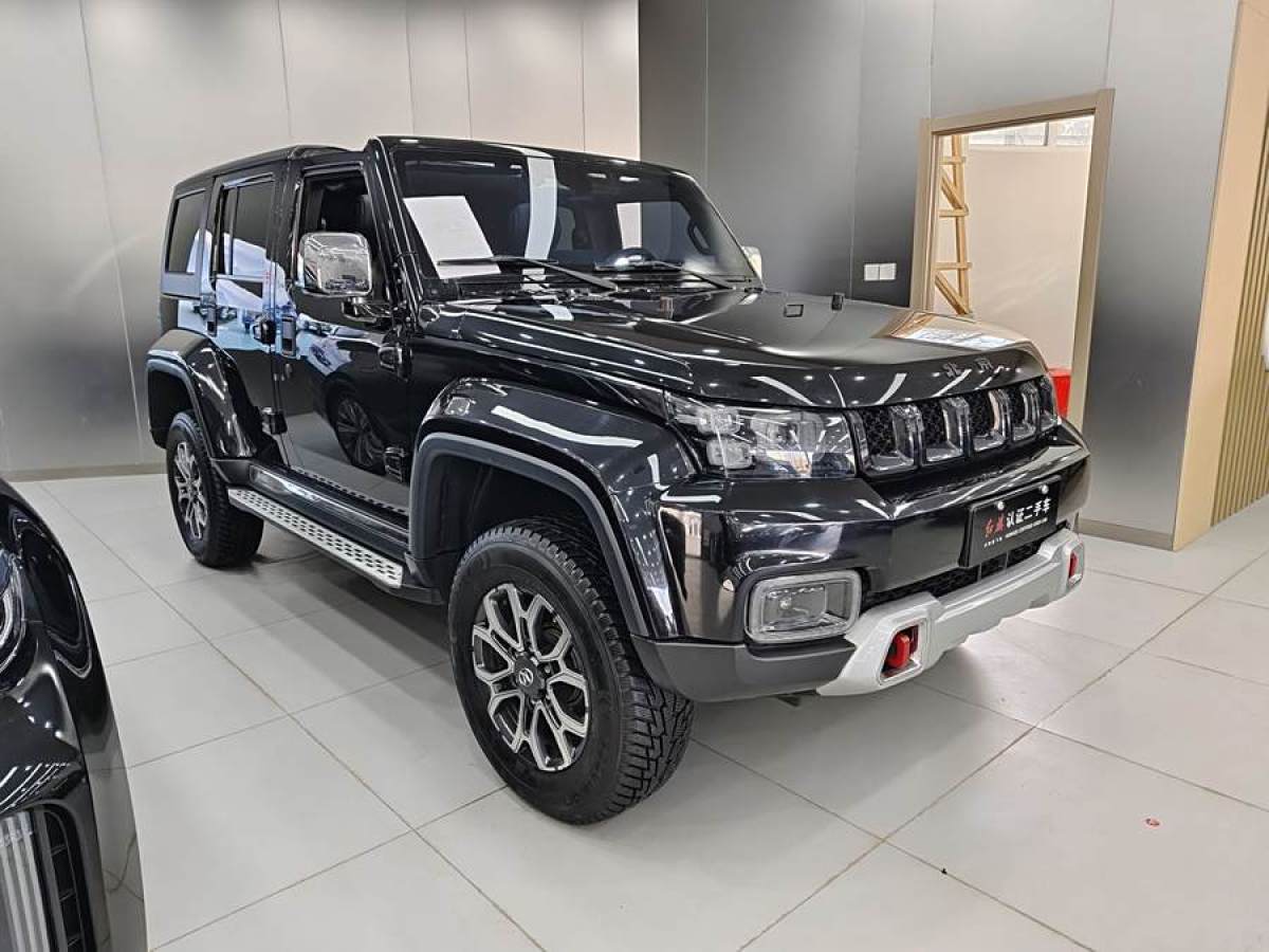 北京 BJ40  2019款  PLUS 2.3T 自動四驅(qū)尊享版 國VI圖片