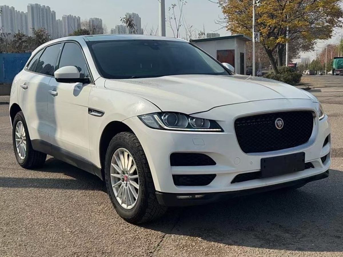 捷豹 F-PACE  2018款 2.0T 四驅(qū)都市尊享版圖片