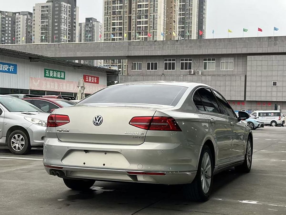 大眾 邁騰  2018款 330TSI DSG 領(lǐng)先型圖片