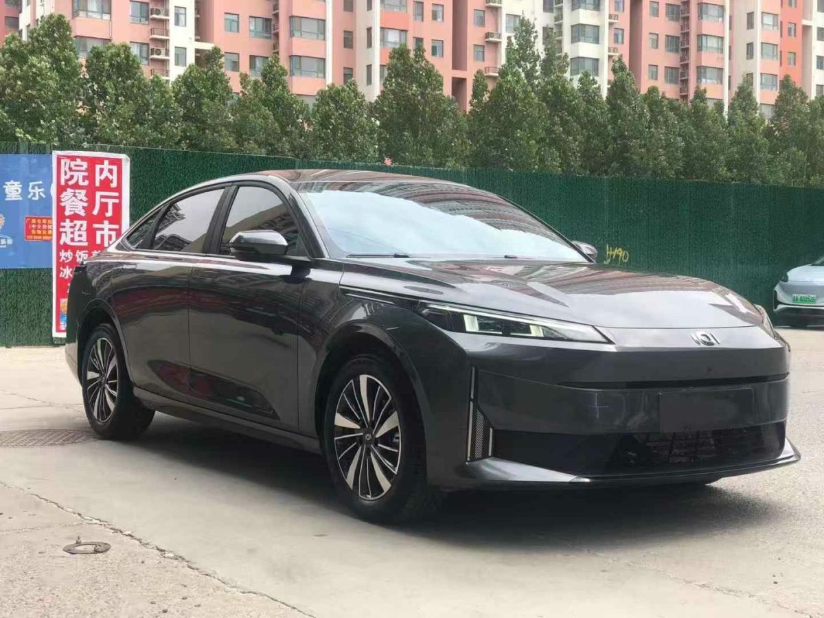 長安 長安UNI-V  2024款 1.5T 尊享型圖片