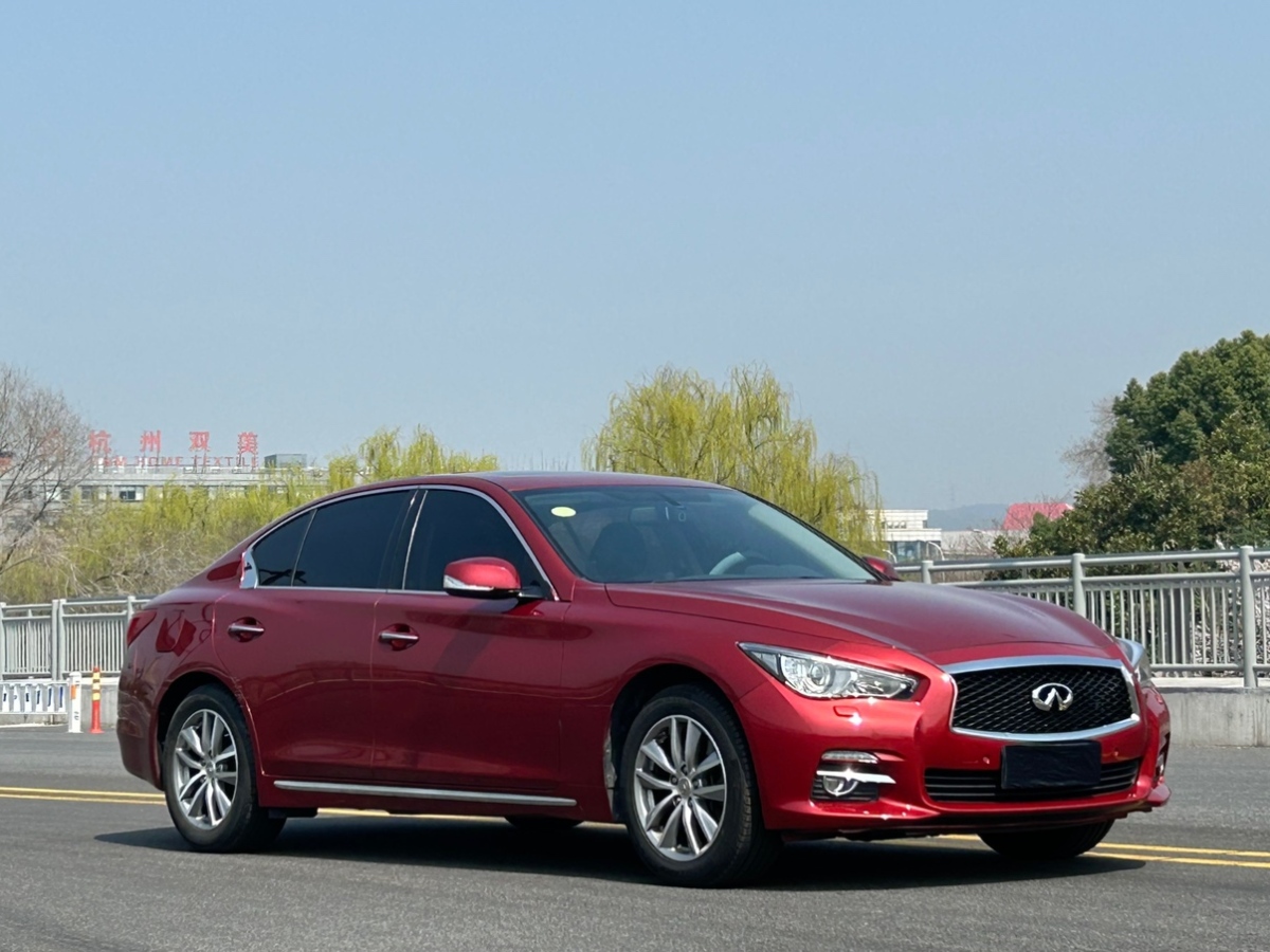 英菲尼迪 Q50L  2015款 2.0T 悅享版圖片