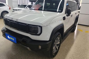 BJ40 北京 2.0T 城市獵人版 至尊型