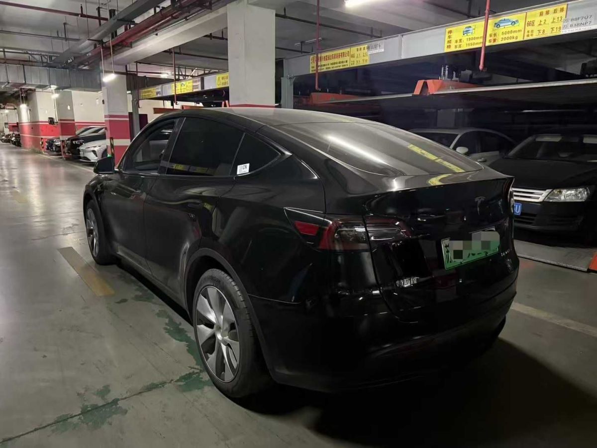 特斯拉 Model S  2023款 三電機(jī)全輪驅(qū)動(dòng) Plaid版圖片