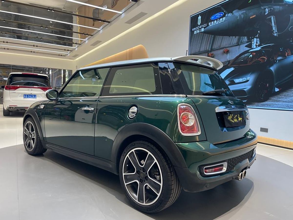 MINI CLUBMAN  2012款 1.6T COOPER S 中國任務(wù)版圖片