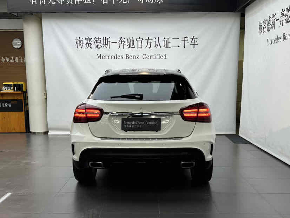 2019年6月奔馳 奔馳GLA  2018款 GLA 220 4MATIC 運(yùn)動(dòng)型