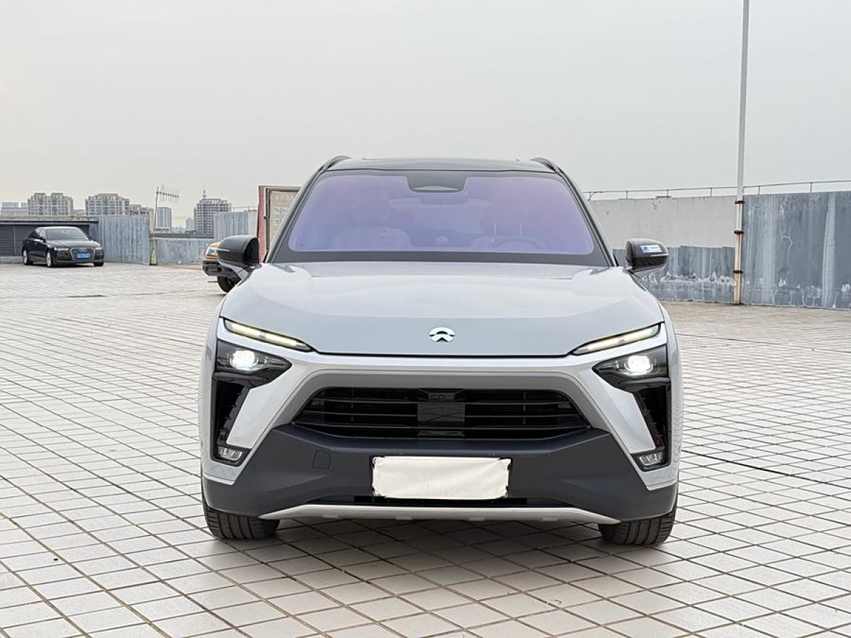 蔚來 ES8  2020款 580KM 基準(zhǔn)版 六座版圖片